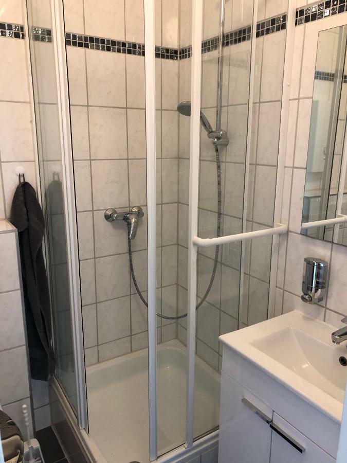 Ruhiges Apartment Mit Blick In Den Garten Alsdorf Buitenkant foto